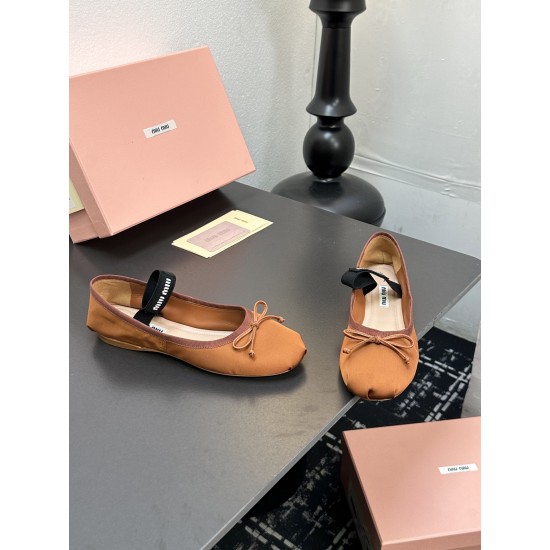 MIUMIU Ballerinas