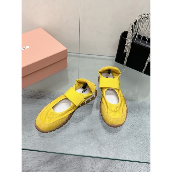MiuMiu Sneakers