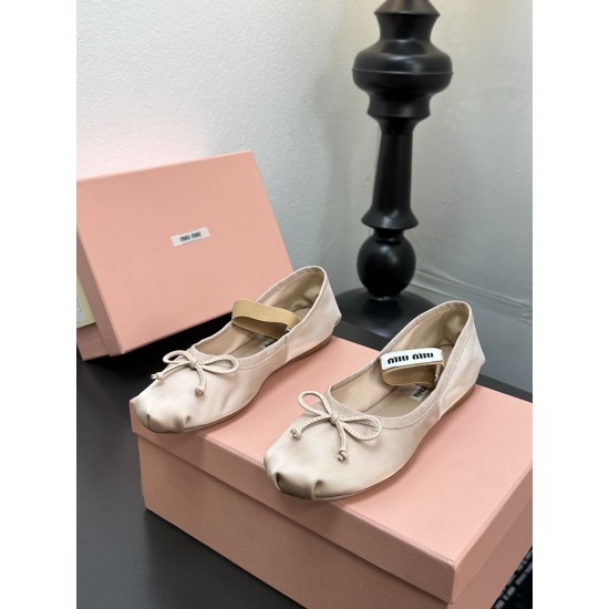 MIUMIU Ballerinas