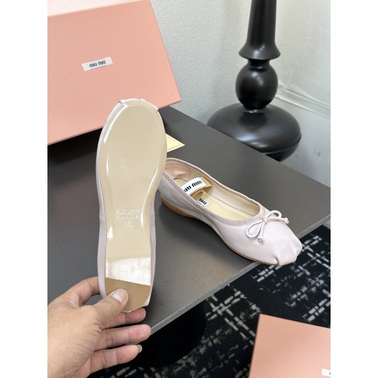 MIUMIU Ballerinas