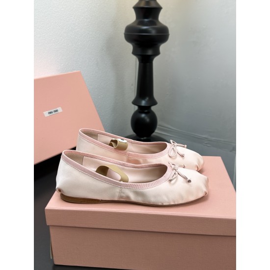 MIUMIU Ballerinas