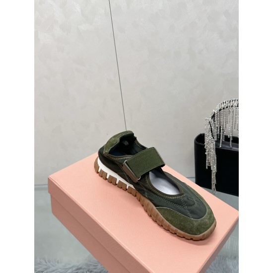 MiuMiu Sneakers