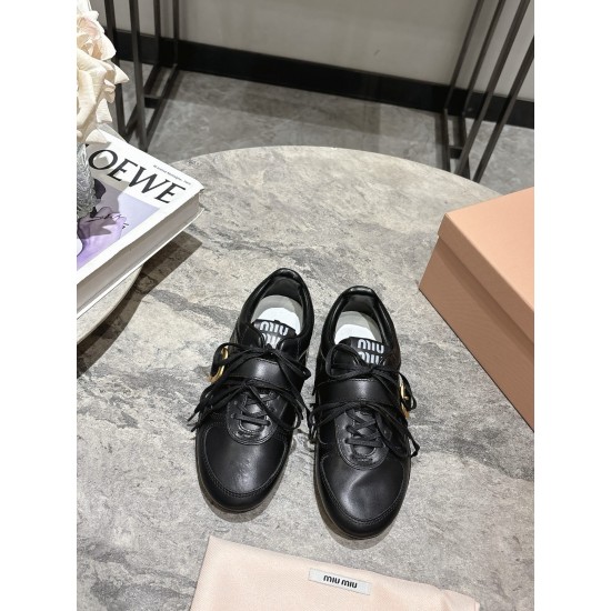 MiuMiu Sneakers