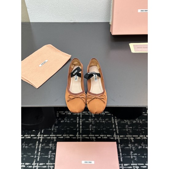 MIUMIU Ballerinas