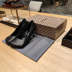 Balenciaga highheels