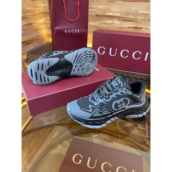Gucci Sneakers