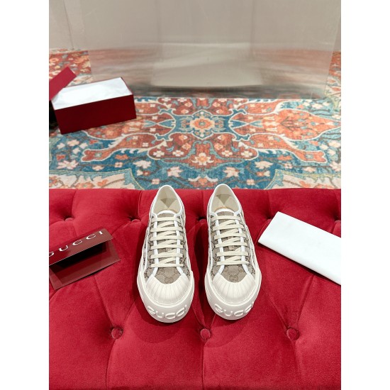 Gucci Sneakers