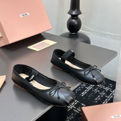MIUMIU Ballerinas