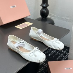 MIUMIU Ballerinas