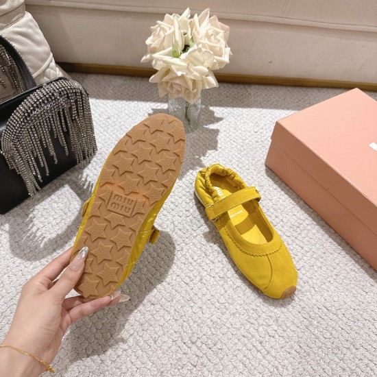 MIUMIU Ballerinas