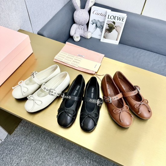 MIUMIU Ballerinas