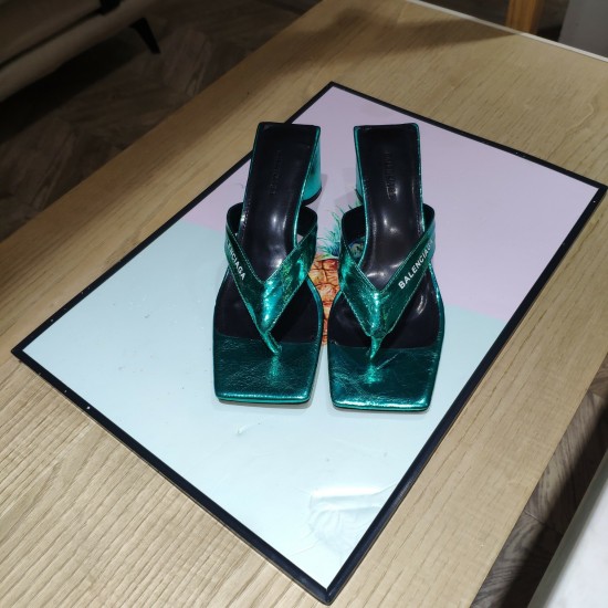 Balenciaga slippers Balenciaga slippers