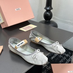MIUMIU Ballerinas