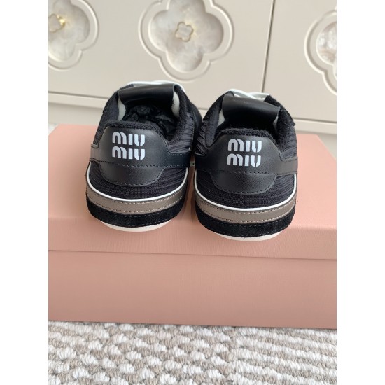 MiuMiu Sneakers