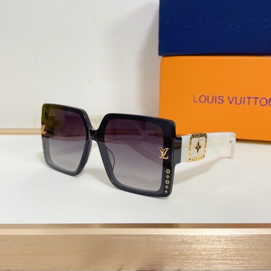 Louis Vuitton Louis Vuitton