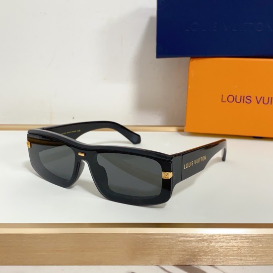 Louis Vuitton Louis Vuitton