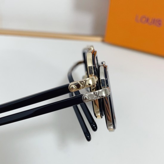 Louis Vuitton Louis Vuitton