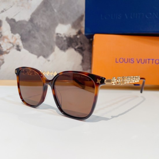 Louis Vuitton Louis Vuitton