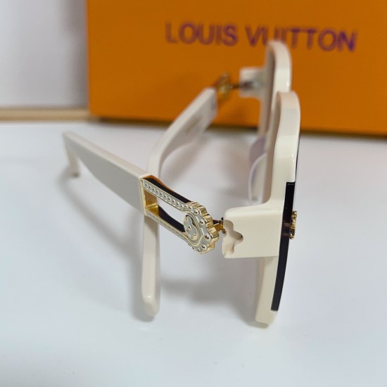 Louis Vuitton Louis Vuitton