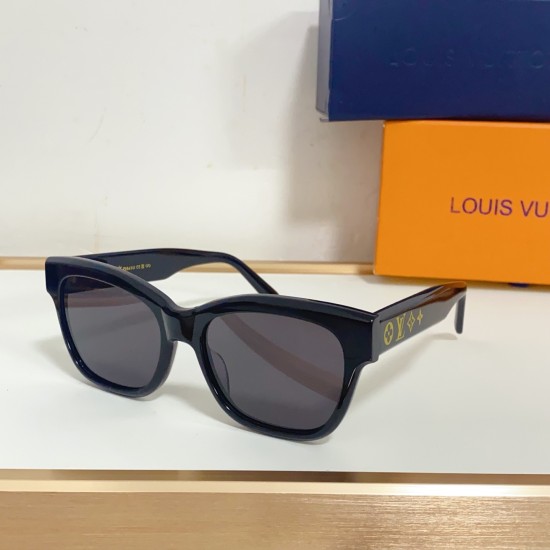 Louis Vuitton Louis Vuitton