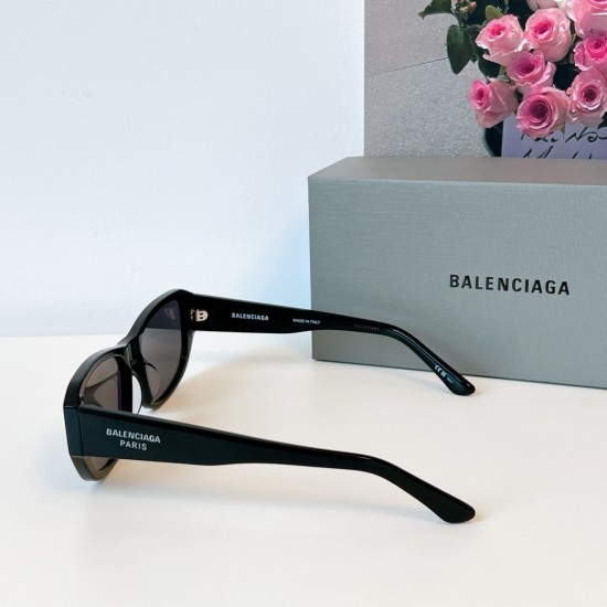 Balenciaga Balenciaga