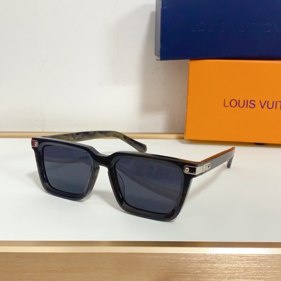 Louis Vuitton Louis Vuitton