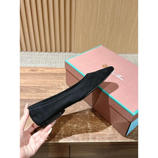  Loro Piana
