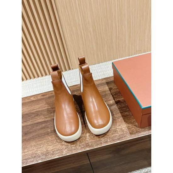  Loro Piana
