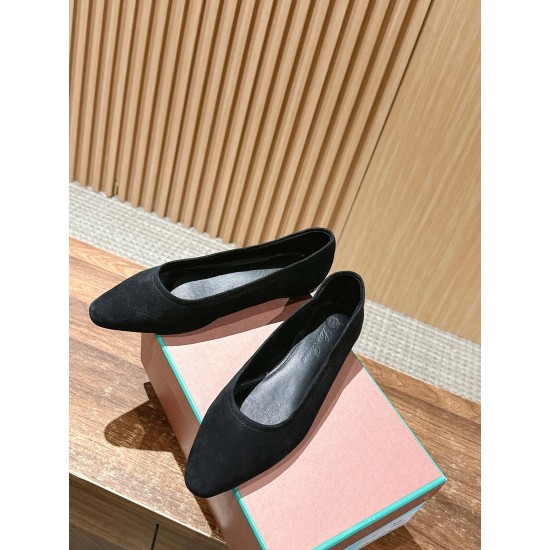  Loro Piana