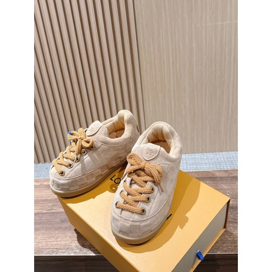LV Trainer Sneaker