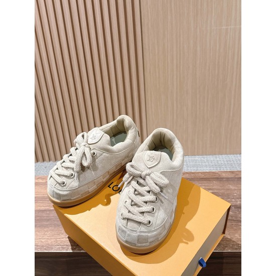 LV Trainer Sneaker