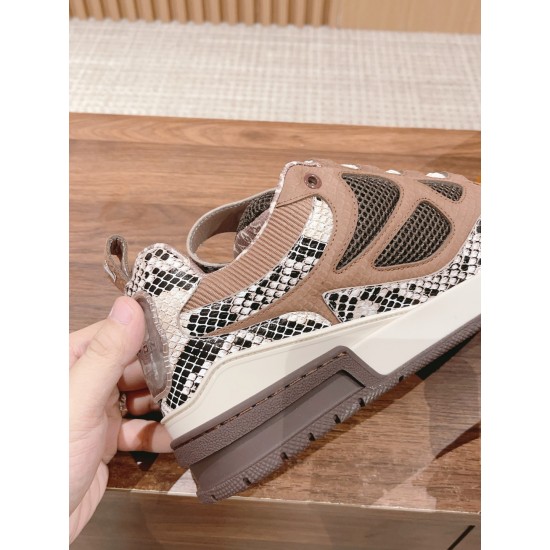 LV Trainer Sneaker