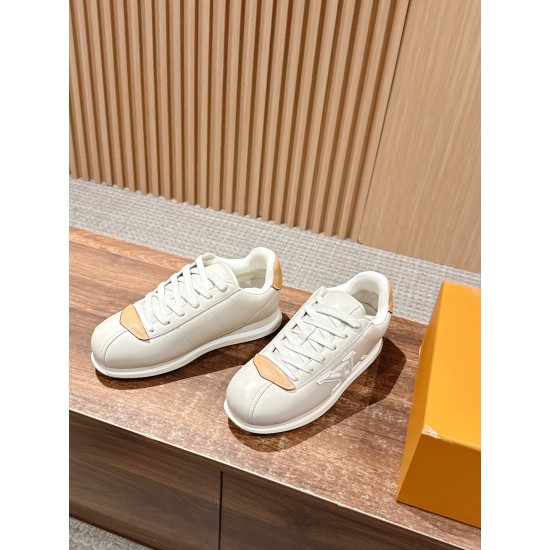 LV Trainer Sneaker