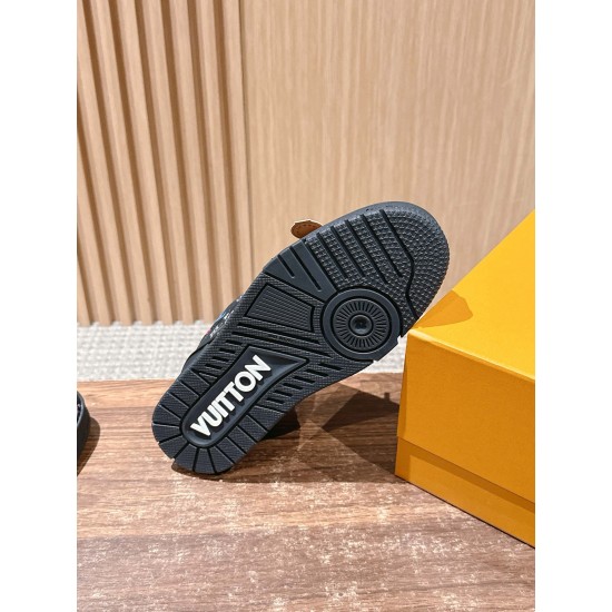LV Trainer Sneaker