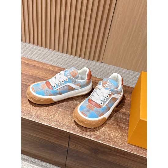 LV Trainer Sneaker
