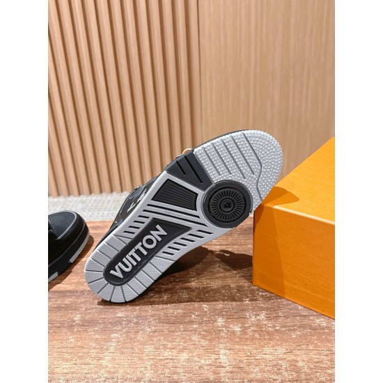 LV Trainer Sneaker