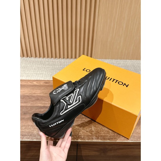 LV Trainer Sneaker