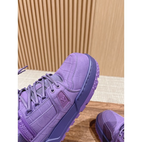 LV Trainer Sneaker