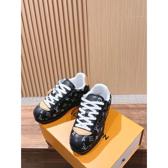 LV Trainer Sneaker
