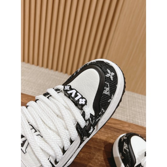 LV Trainer Sneaker