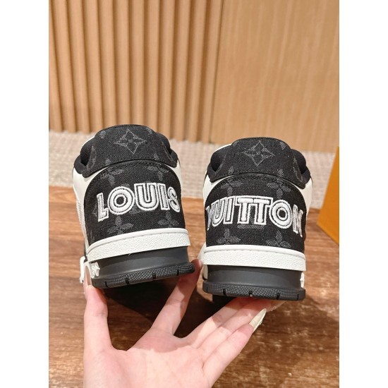 LV Trainer Sneaker