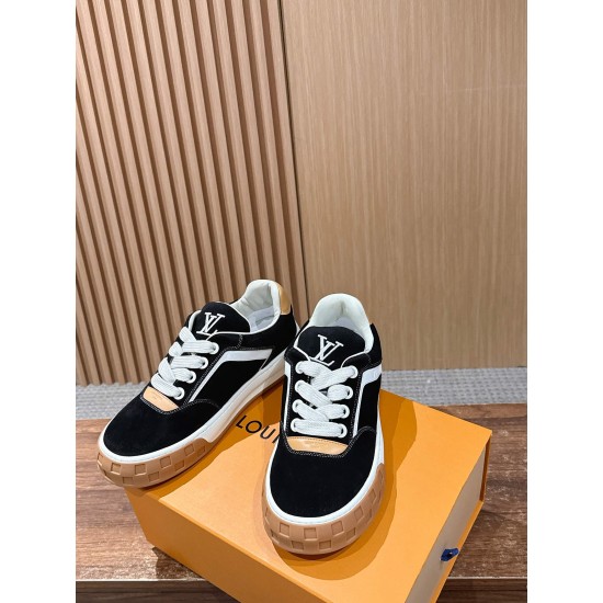 LV Trainer Sneaker
