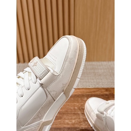 LV Trainer Sneaker