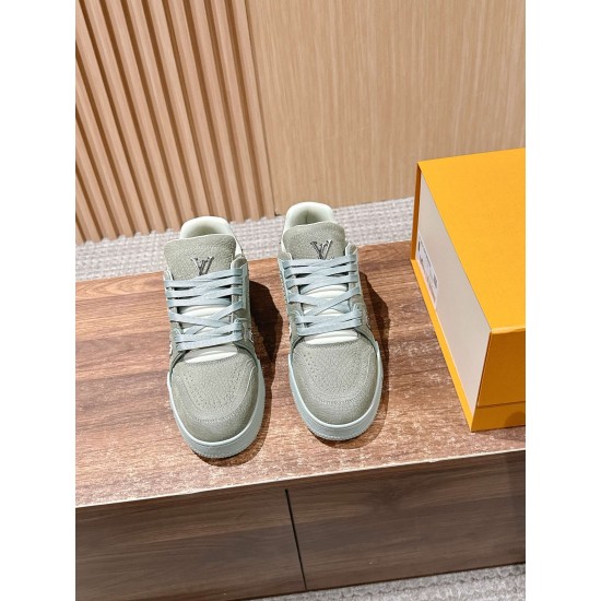 LV Trainer Sneaker