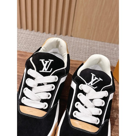 LV Trainer Sneaker