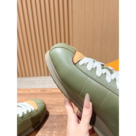 LV Trainer Sneaker