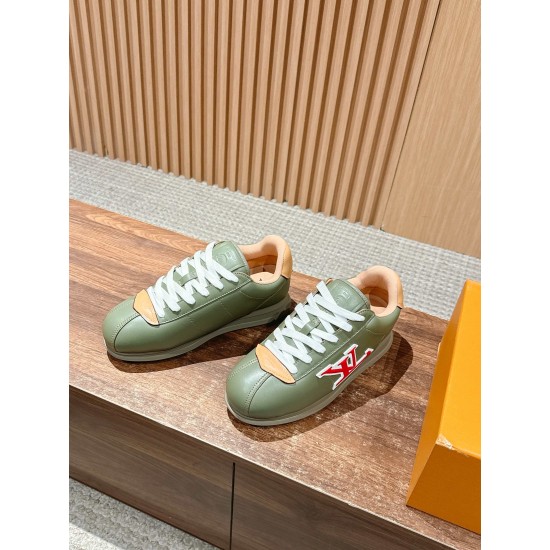LV Trainer Sneaker