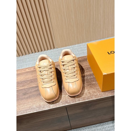 LV Trainer Sneaker