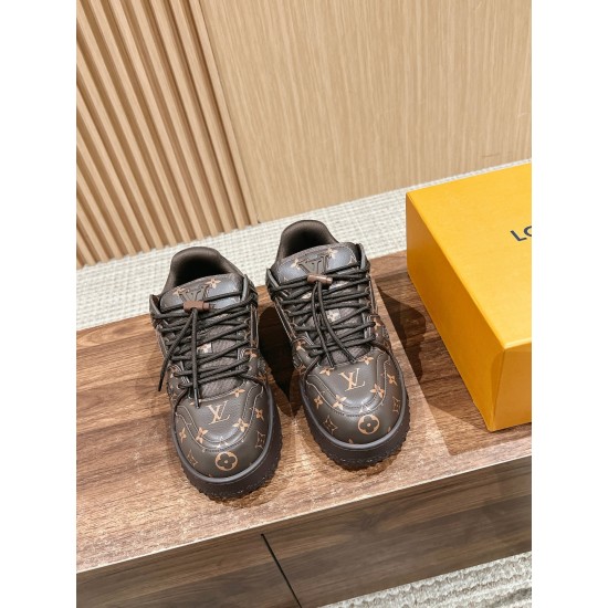 LV Trainer Sneaker