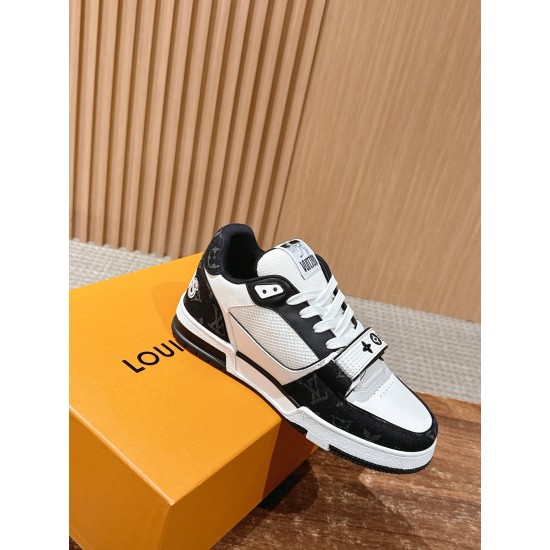 LV Trainer Sneaker
